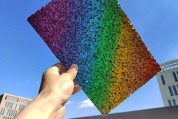 透光泡沫铝装饰板