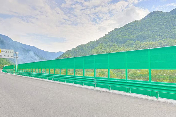 铁路泡沫铝声屏障